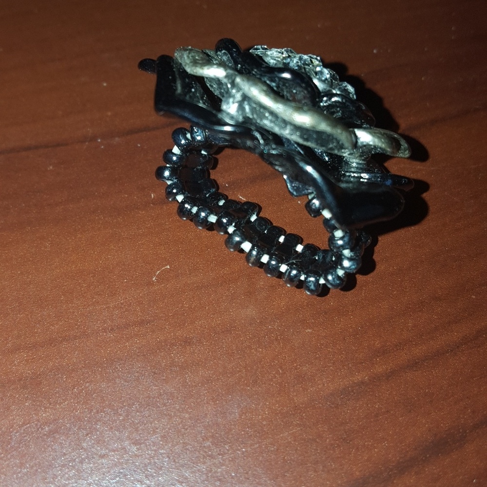 Ring - Picture 2 of 2